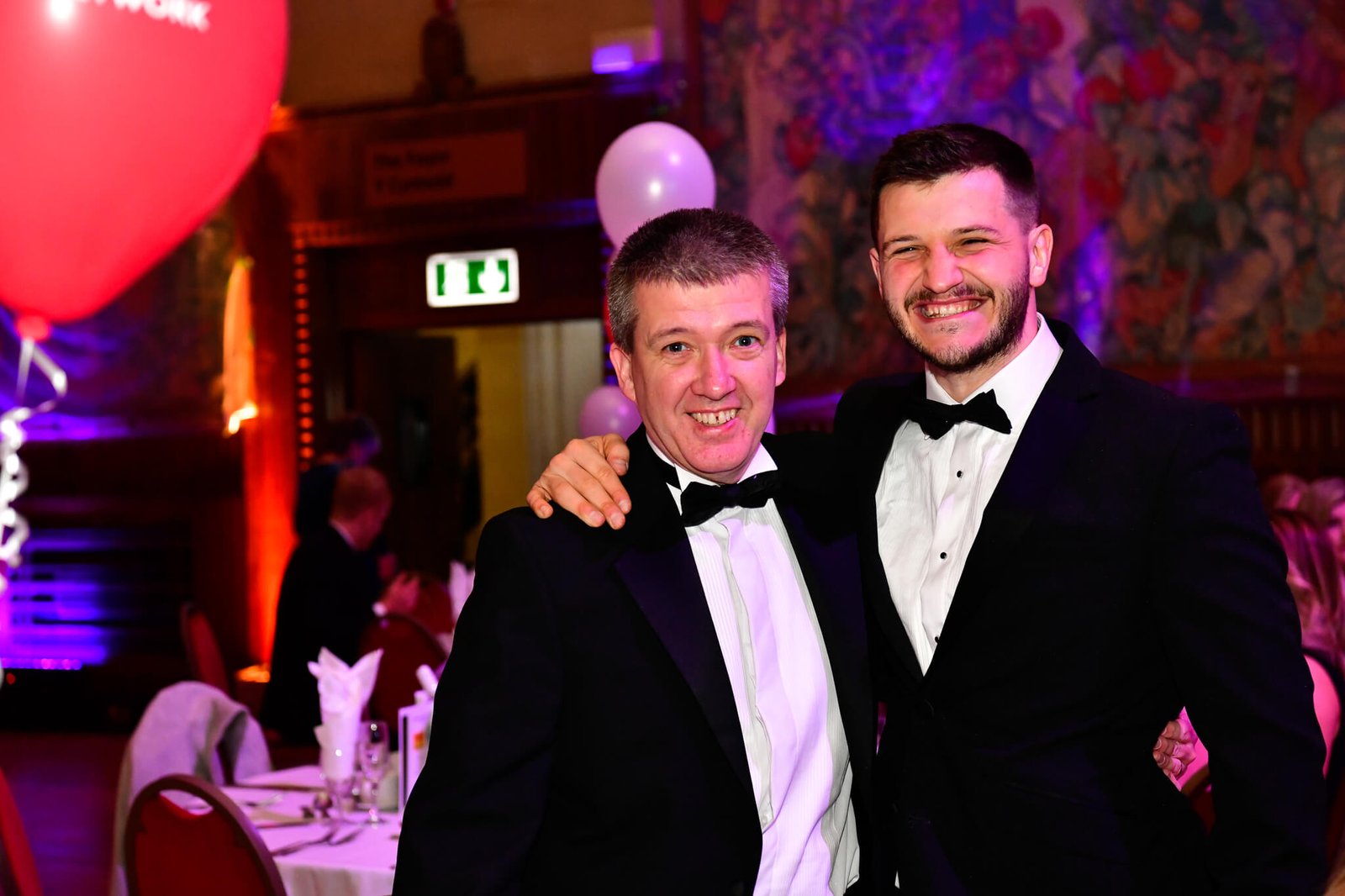 iNNOVATION-PHOTOGRAPHY-event-photographer-Swansea_D856051-123