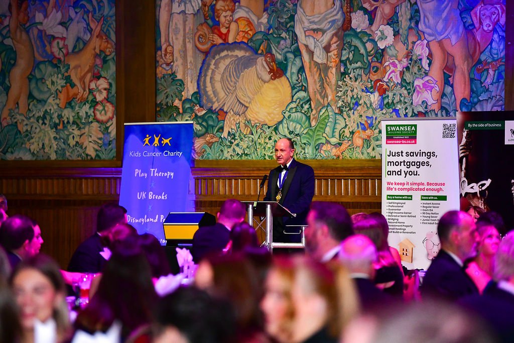 iNNOVATIONphotography-event-photographer-Swansea-148DSC_3588